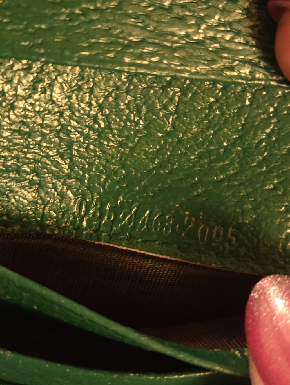 Gucci Green And Blue Leather Wallet with Silver G-Clasp - Picture 15 of 15
